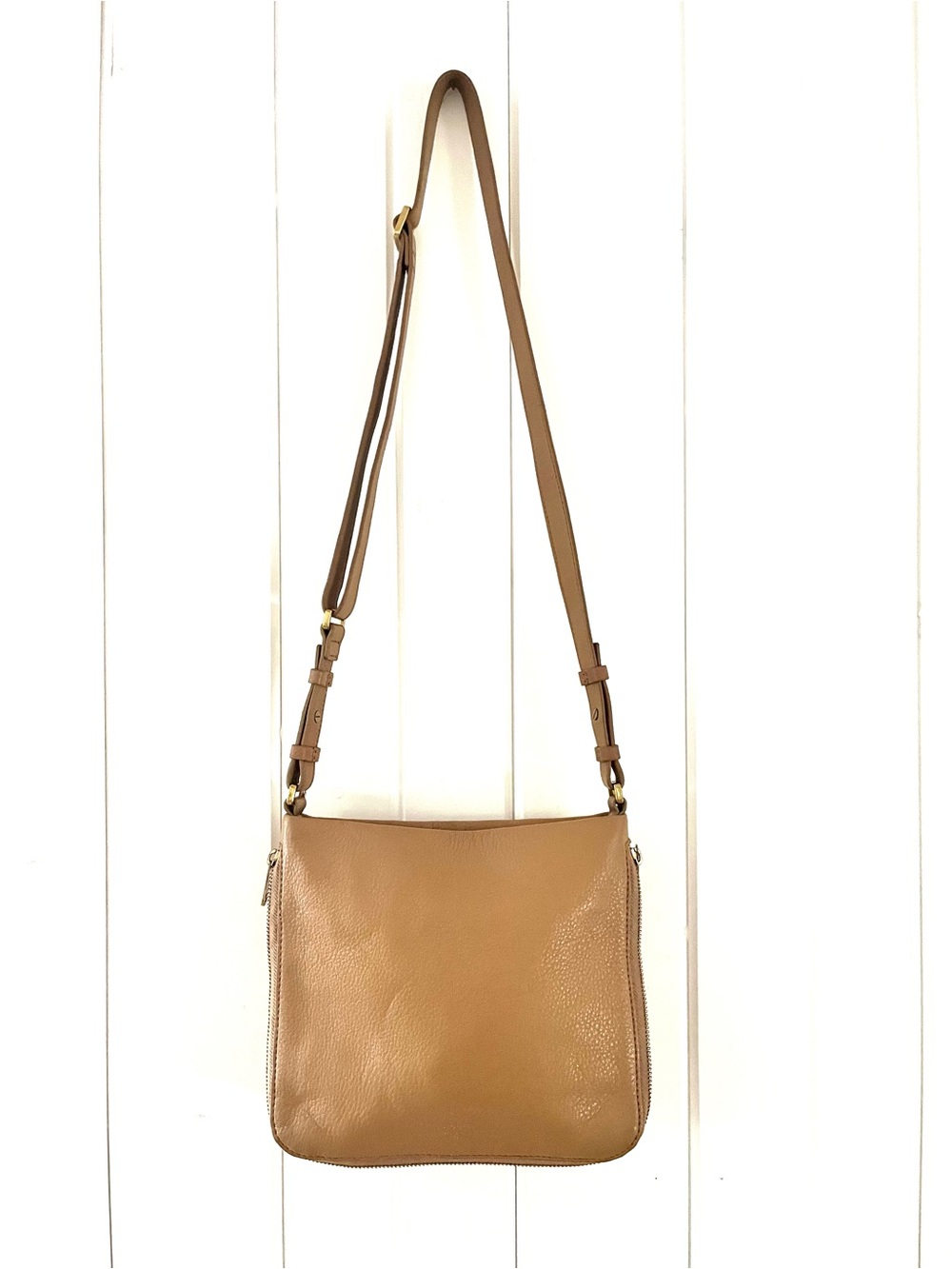 Fossil Preston Convertible Crossbody Bag in camel/tan pebbled leather